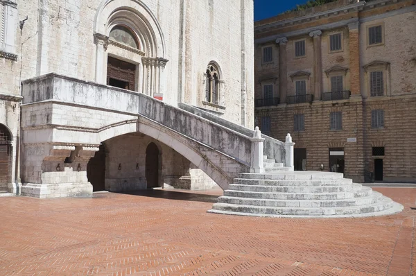 Escadaria do Palácio dos Cônsules. Gubbio. Úmbria . — Fotografia de Stock