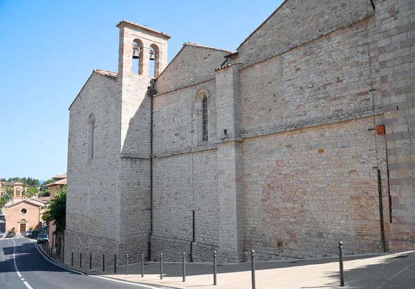 Церковь Святого Франческо. Корчано. Умбрия . — стоковое фото