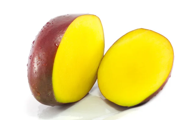 Mango sobre blanco — Foto de Stock