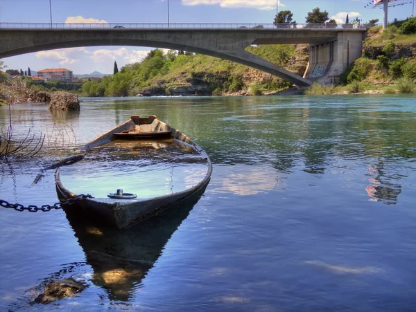 Boot und Fluss Stockbild