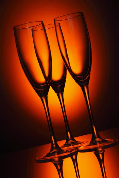 Пустые бокалы шампанского — стоковое фото