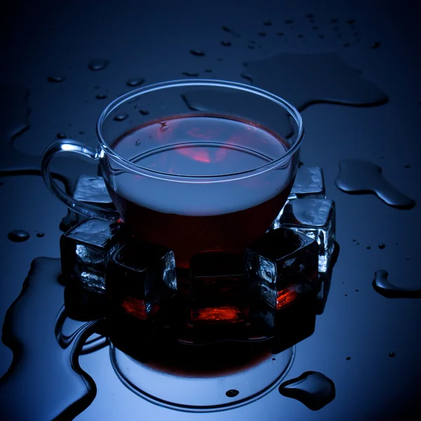Чорний чай на СК — стокове фото