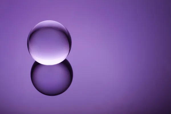 Духовный фиолетовый шар — стоковое фото