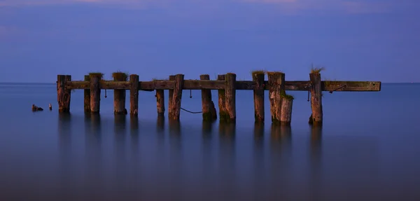Stand Alone Pier — Stock Photo, Image