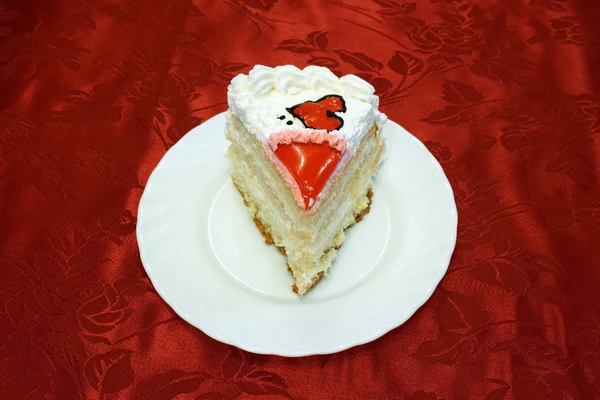 Walentynki dzień ciasto z galaretką czerwone serca cięte — Zdjęcie stockowe