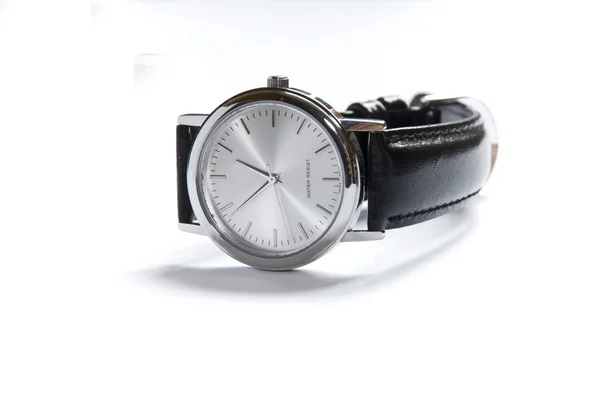 Armbanduhr auf einer weißen — Stockfoto