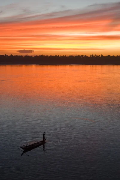 メコン川に沈む夕日 ストック画像