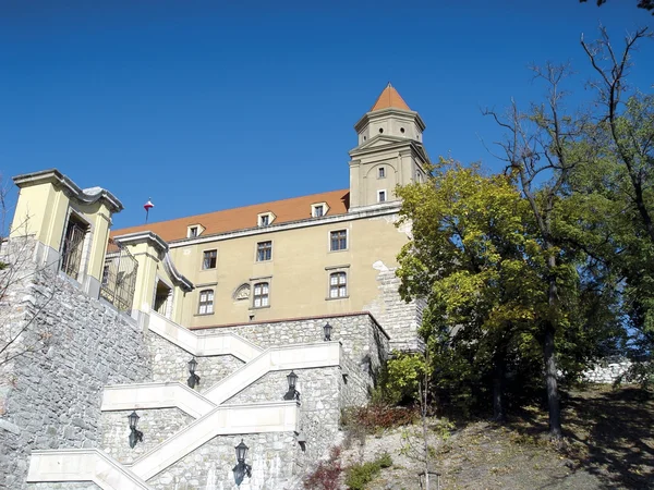 Burg in Bratislava lizenzfreie Stockfotos