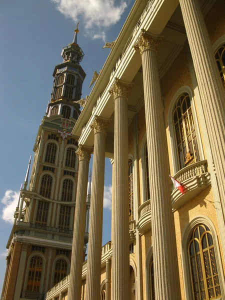 A maior torre da igreja na Polônia — Fotografia de Stock