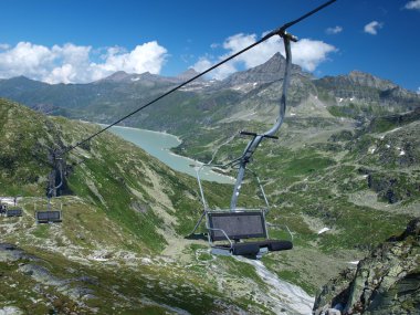 Yaz aylarında sandalye teleferik