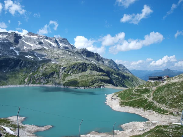 Lac alpin Weissee dans les Alpes — Photo