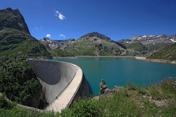 Barragem de Emosson na Suíça — Fotografia de Stock