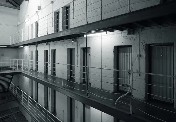 Bloqueo de celdas de prisión — Foto de Stock