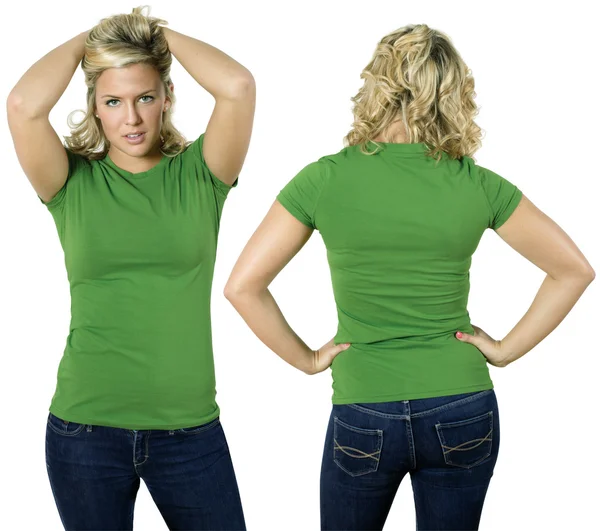 Blonďatá žena s prázdné zelené tričko — Stock fotografie