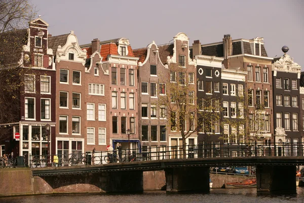 Stadsleven van Amsterdam — Stockfoto