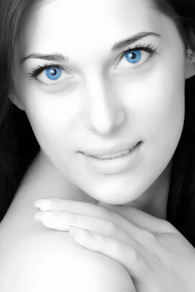 Piękna młoda kobieta kaukaski — Zdjęcie stockowe