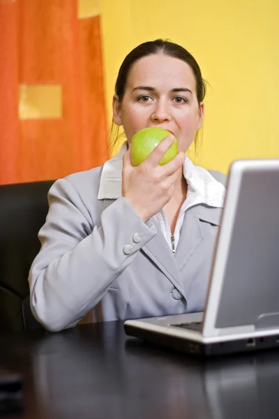 stock image A bite in apple