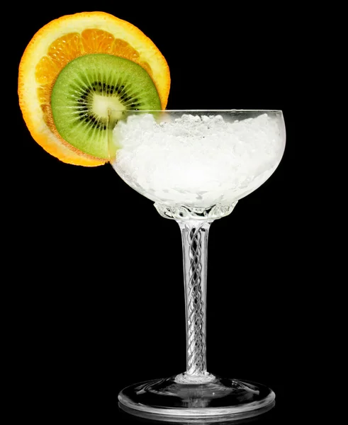 Tasty white cocktail with ice. — Stock Photo, Image