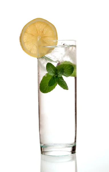 Soğuk taze limonade — Stok fotoğraf