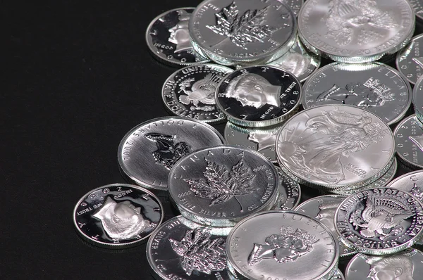 Zilveren munten — Stockfoto