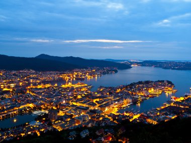 Bergen by night clipart