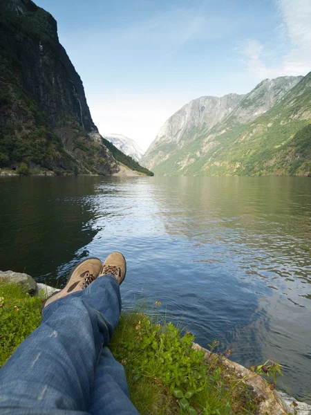 Relaxing in the Gudvangen Fjord — Stock Photo, Image