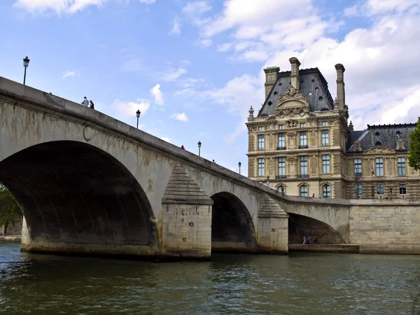 Bridge over the Seine river — Stock Photo, Image