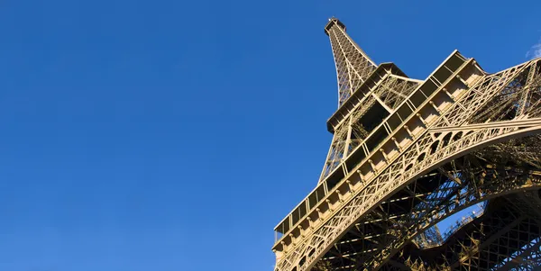 Eiffel Tower from below — Stock Photo, Image