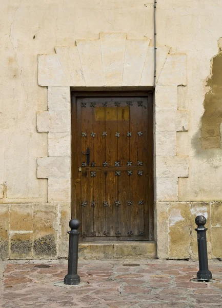 スペイン クエンカのヴィンテージのドア — ストック写真