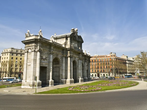 Ворота Алькала в Мадриде — стоковое фото