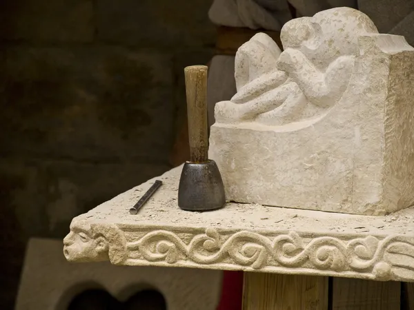 Detail aus dem Holzhammer eines Bildhauers — Stockfoto