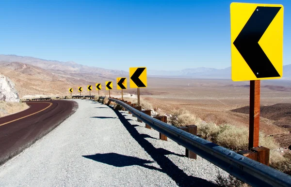 Death Valley np: scharfe Kurve — Stockfoto