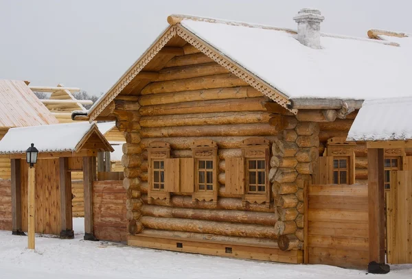 Het houten huis — Stockfoto