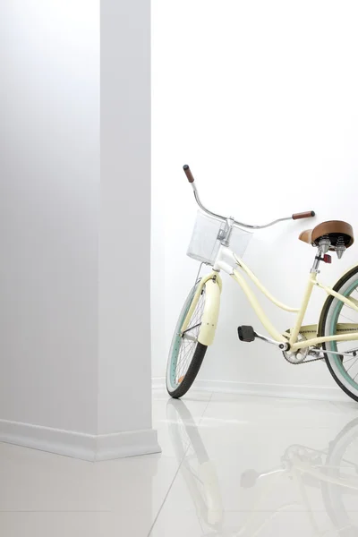 stock image Retro bicycle indoors