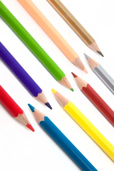 Farve blyanter på en hvid baggrund - Stock-foto
