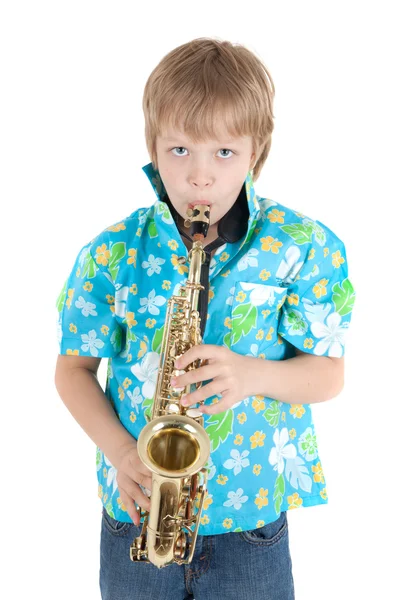 Мальчик с саксофоном — стоковое фото