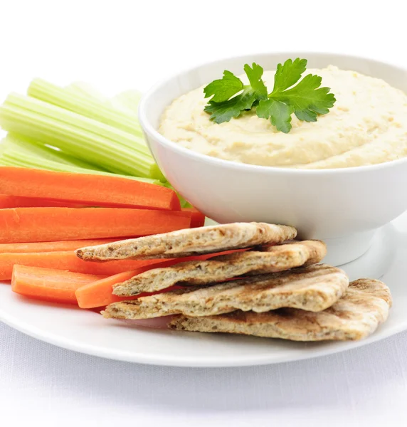 Hummus con pane pita e verdure — Foto Stock