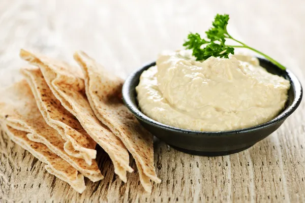 Hummus con pane pita — Foto Stock