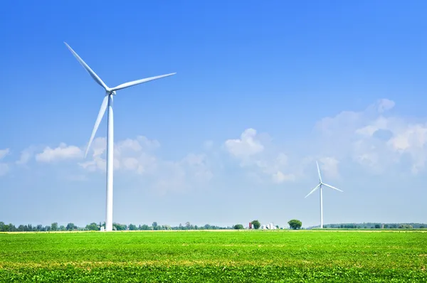 Windturbines in het veld — Stockfoto