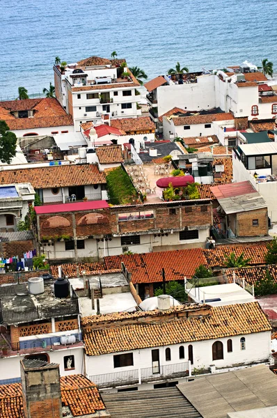 Дахи в Пуерто-Вальярта, Мексика — стокове фото