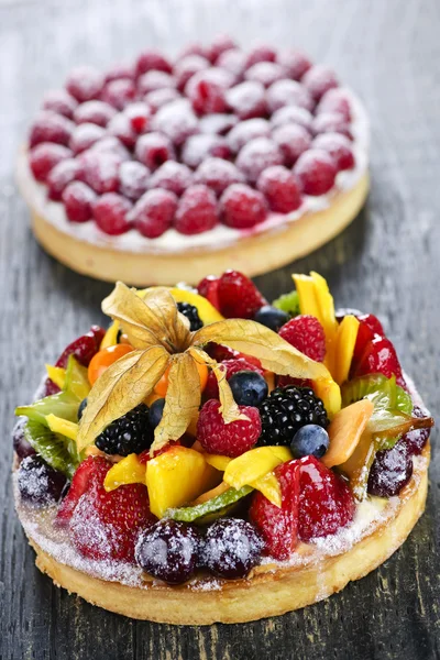 Frukt- och bärodlingar tårtor — Stockfoto