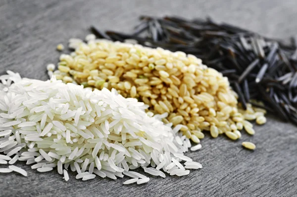 Tři hromady rýže — Stock fotografie
