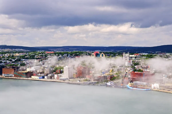 Stadtbild von Saint John 's vom Signalhügel — Stockfoto