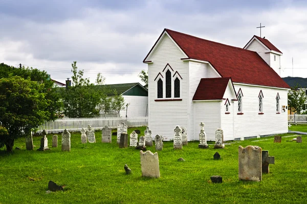 圣路加福音教会和公墓在普拉森舍 — 图库照片