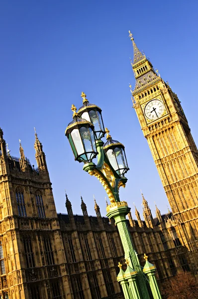 Big Ben y el Palacio de Westminster — Foto de Stock
