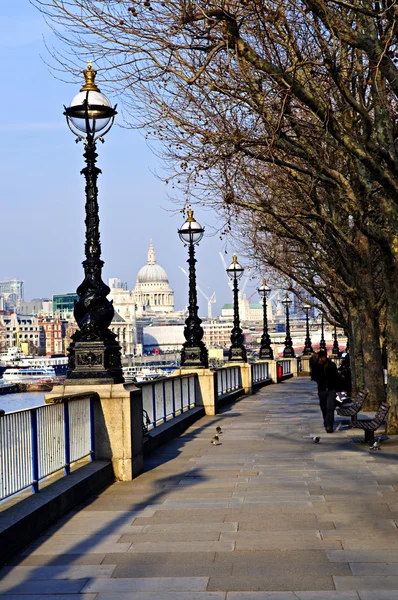 Londyn widok od południowego brzegu — Zdjęcie stockowe