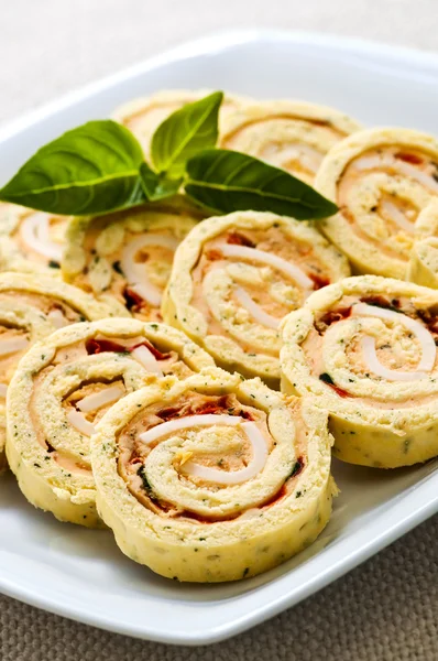Mini sandwich en spirale rouleaux amuse-gueule — Photo