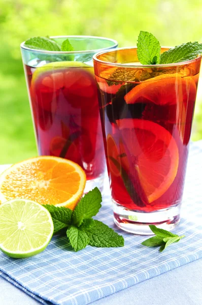 Fruit punch in glasses — Stock Photo, Image