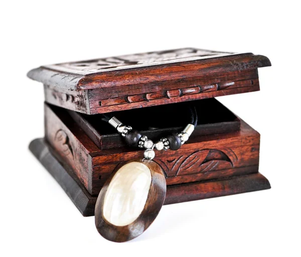 Dřevěná šperkovnice — Stock fotografie