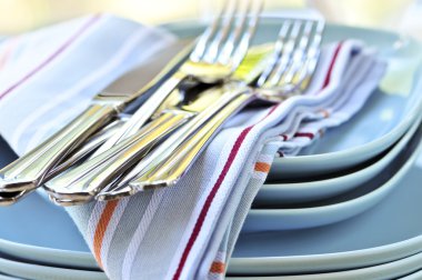 Plates and cutlery clipart